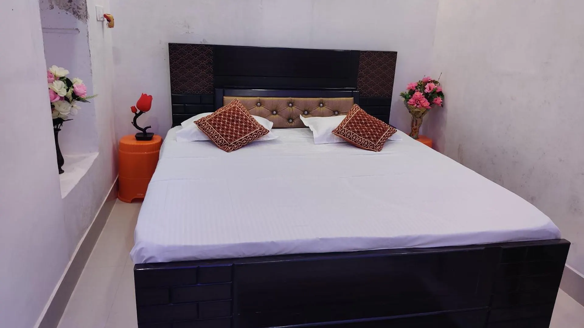 Homestay A Shivangan Heritage Home Stay Near Ghat Varanasi India