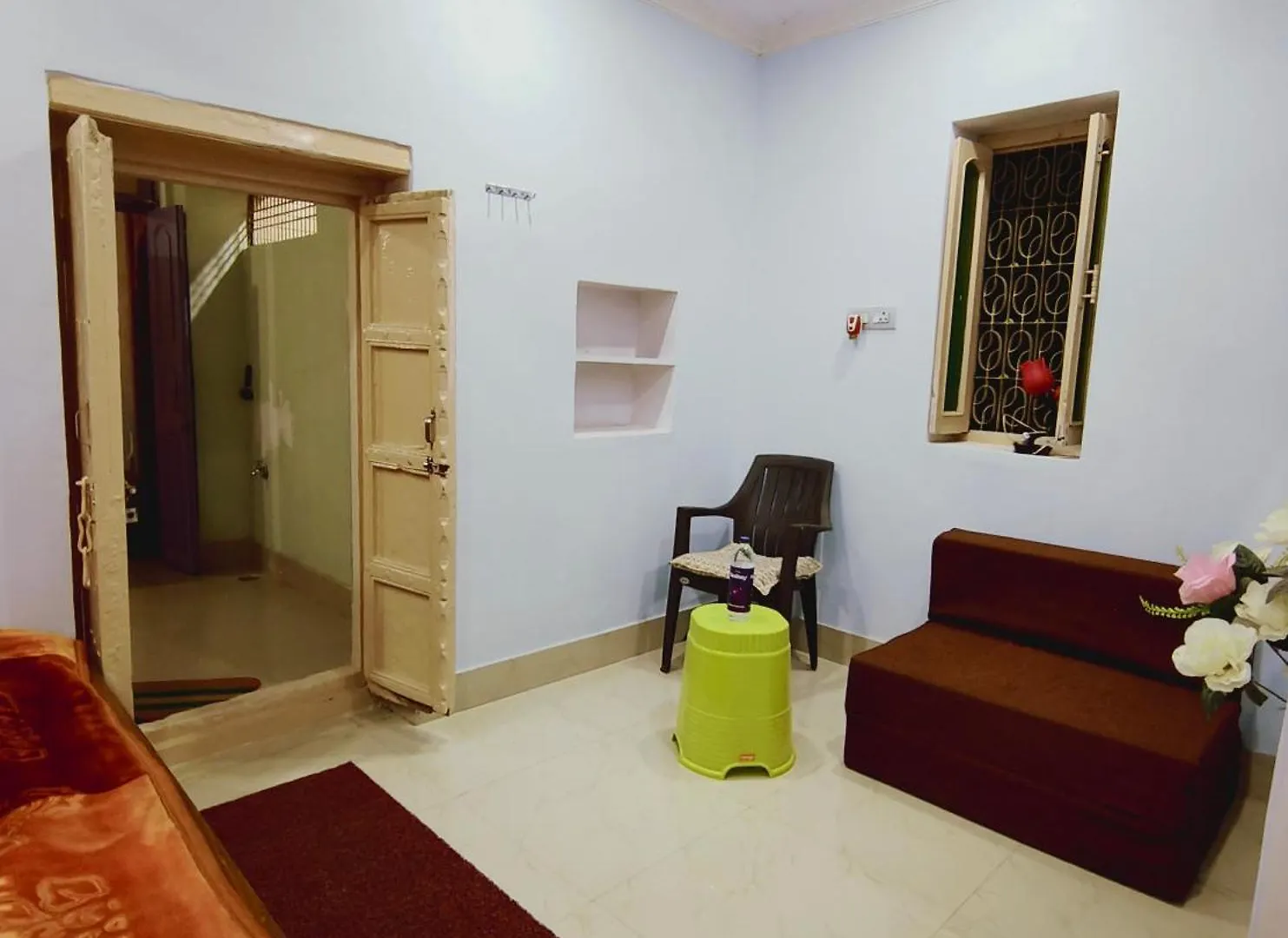 A Shivangan Heritage Home Stay Near Ghat Varanasi